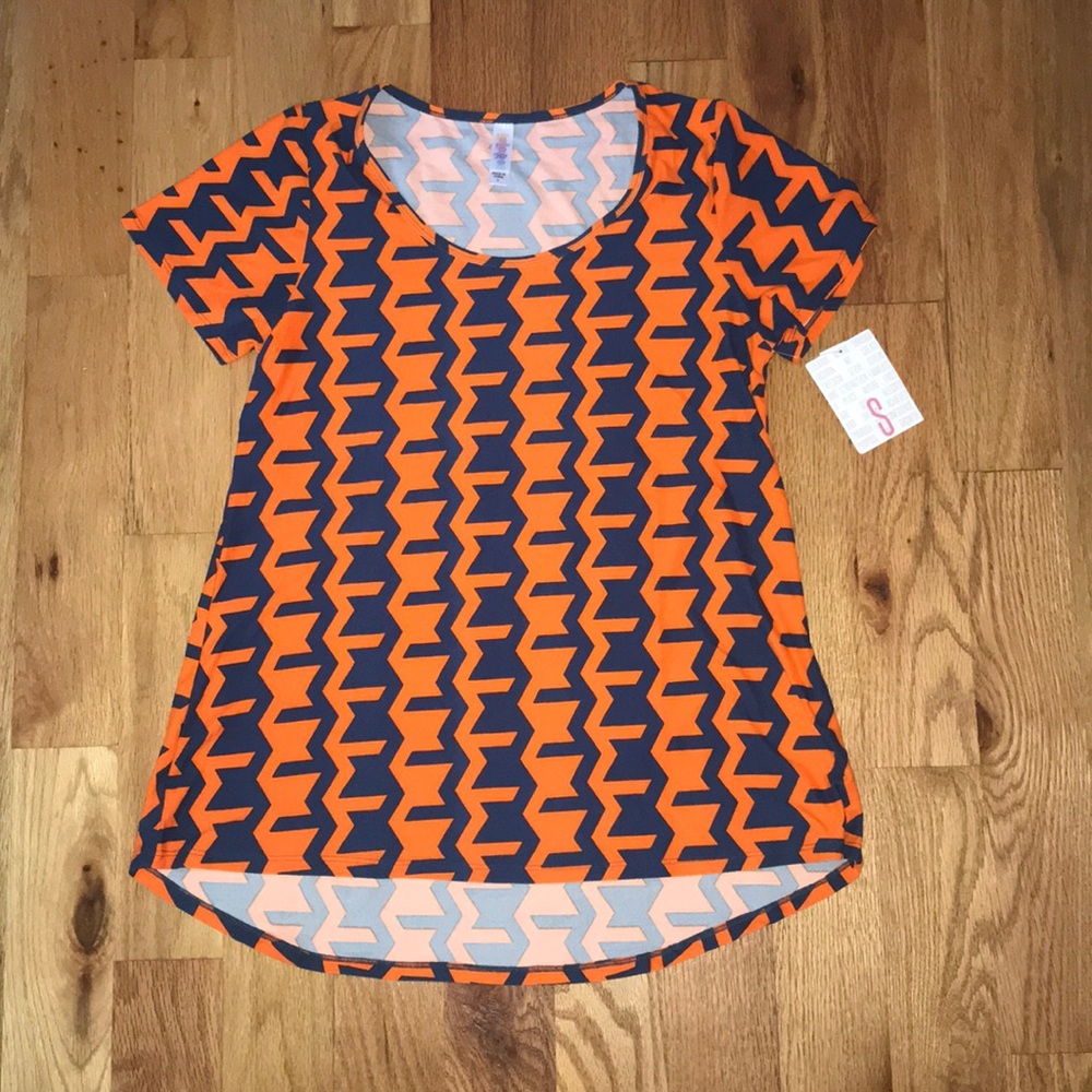 NWT LulaRoe Classic T! BOGO!